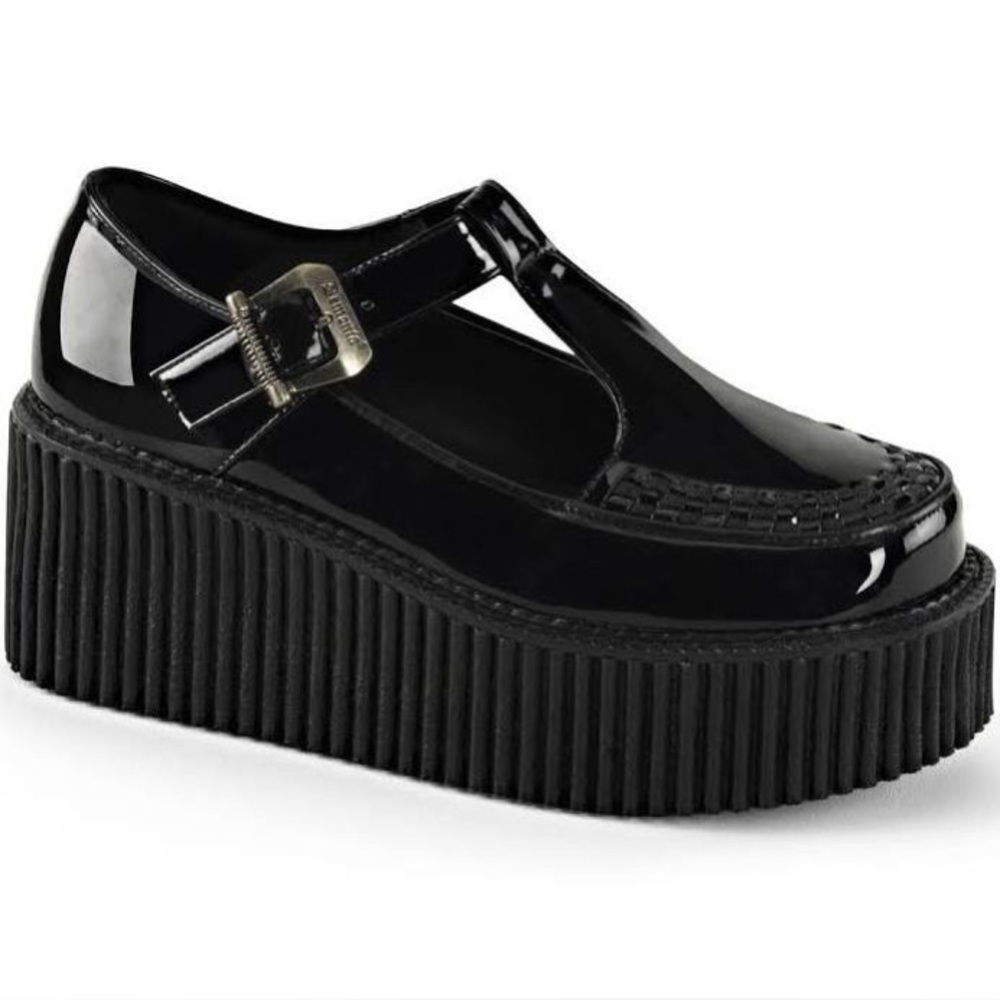 super cute black platform demonia mary jane creepers! best fits size 8.5-9 :)